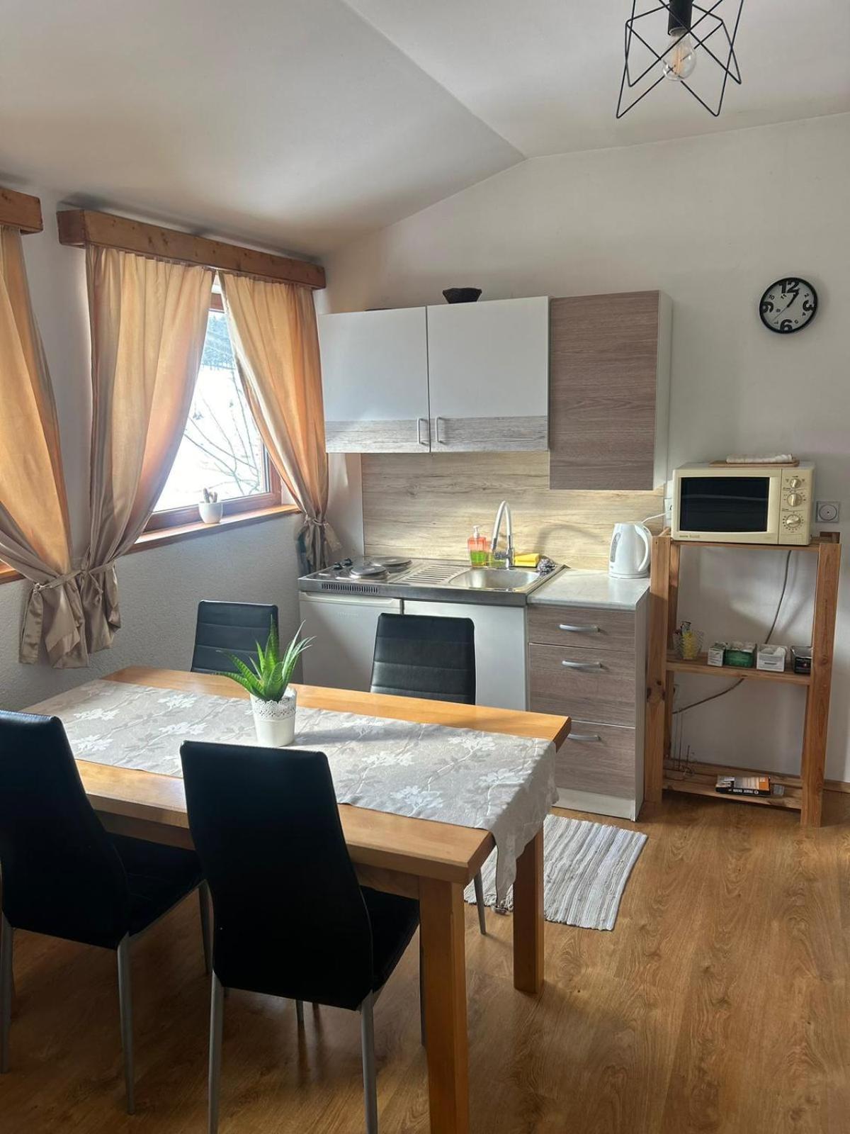Apartment Mila Plitvička Jezera Exteriör bild